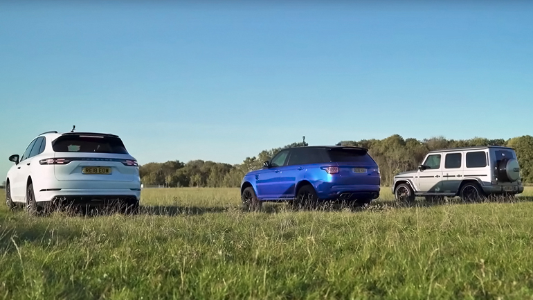 Τρία πανίσχυρα SUV μάχονται στο γρασίδι